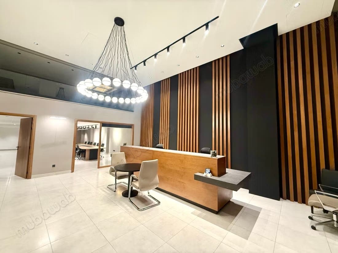 Furnished Long-Term Rental: Magnificent High-End Office Floor, Fully Equipped, 350 m²