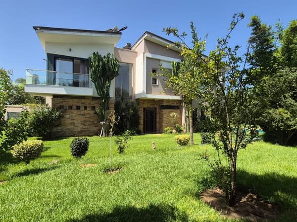 For sale: beautiful 680m2 villa in Ville Verte Bouskoura