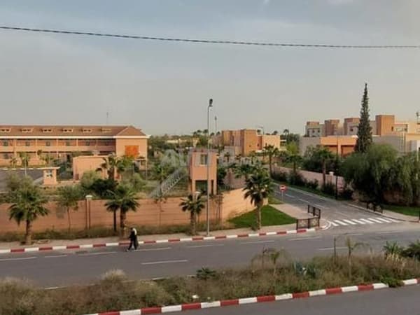 شقة 3 غرف نوم في عين المزوار