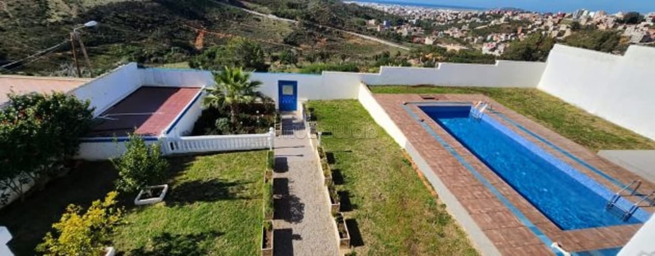 À Vendre – Villa au Calme sans Vis à Vis à Tanger, à 10 min de la Plage d’Achakar