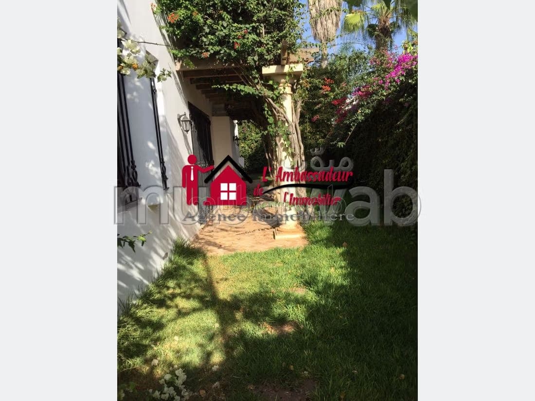 Villa 580 m2 in Longchamps