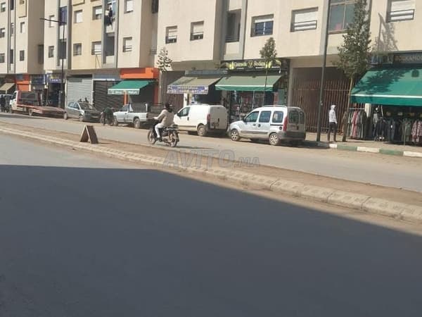 Local commercial au centre de Bouskoura