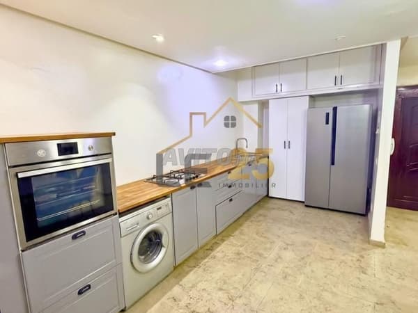 Duplex À Vendre Avec Cour Au Cœur De Guéliz