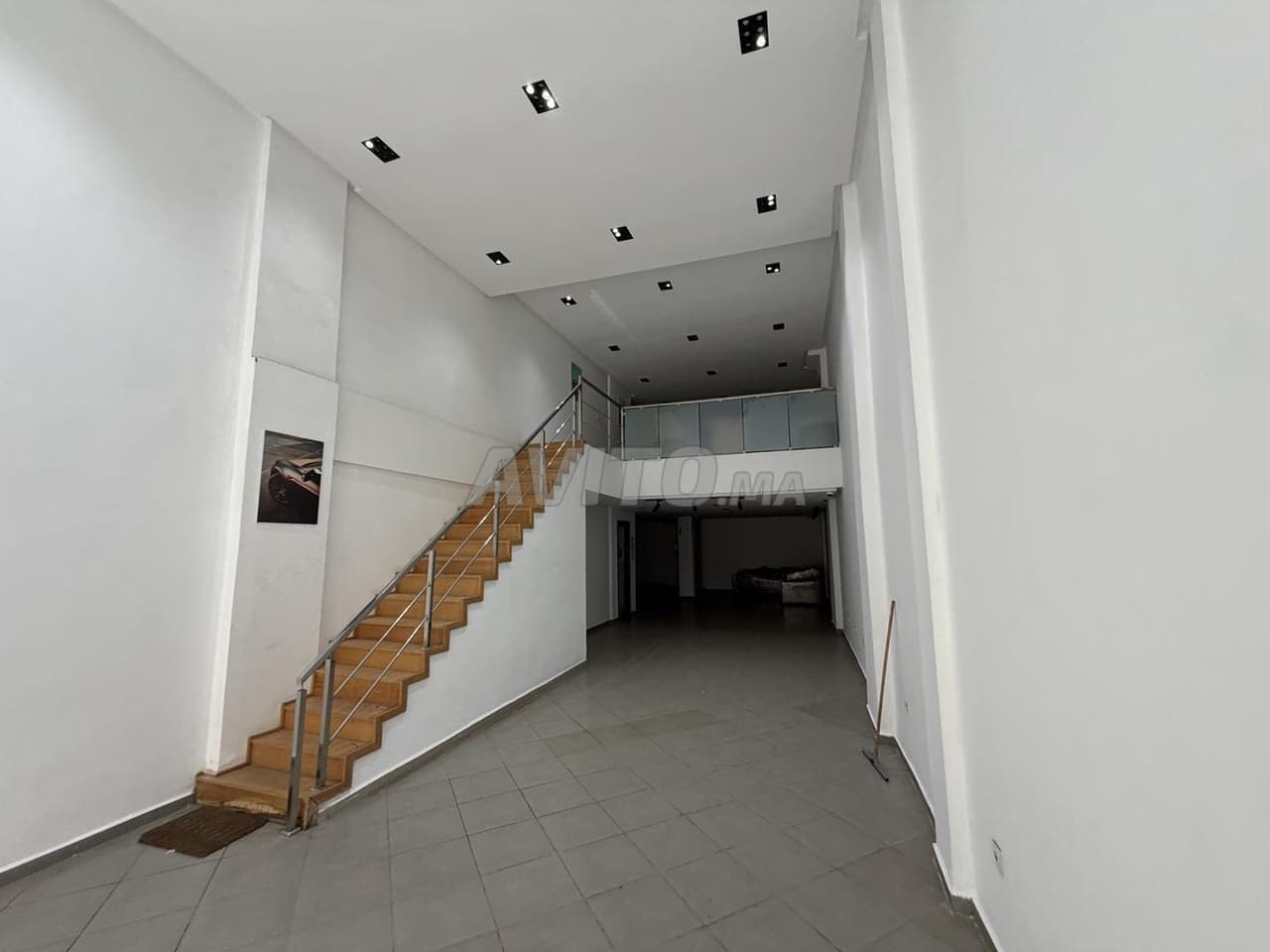🏢 COMMERCIAL SPACE 5min from city centre