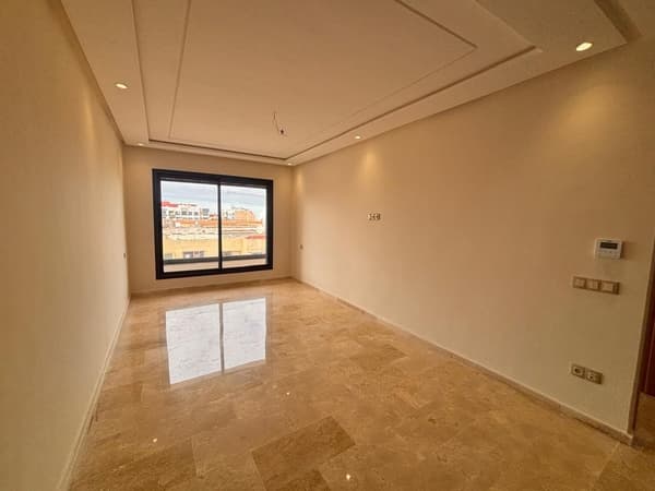 Studio 56 m² zur Miete in Casablanca Laymoune