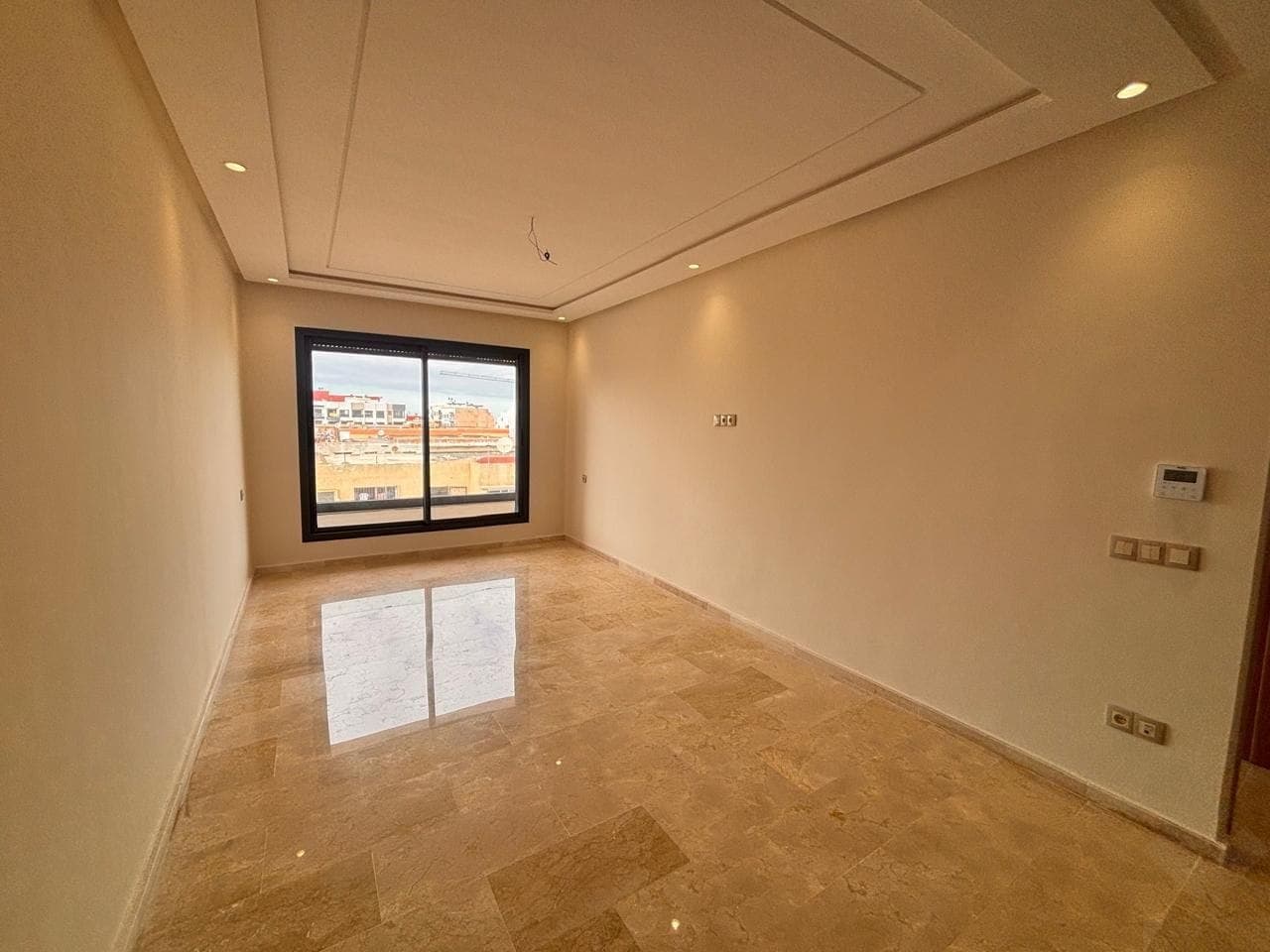 Studio 56 m² à louer à Casablanca Laymoune