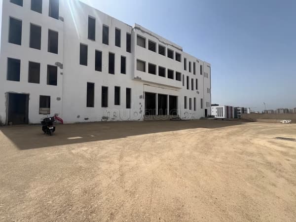 مصنع، مستودع للإيجار في ليساسفا بحسب طلب الزبون