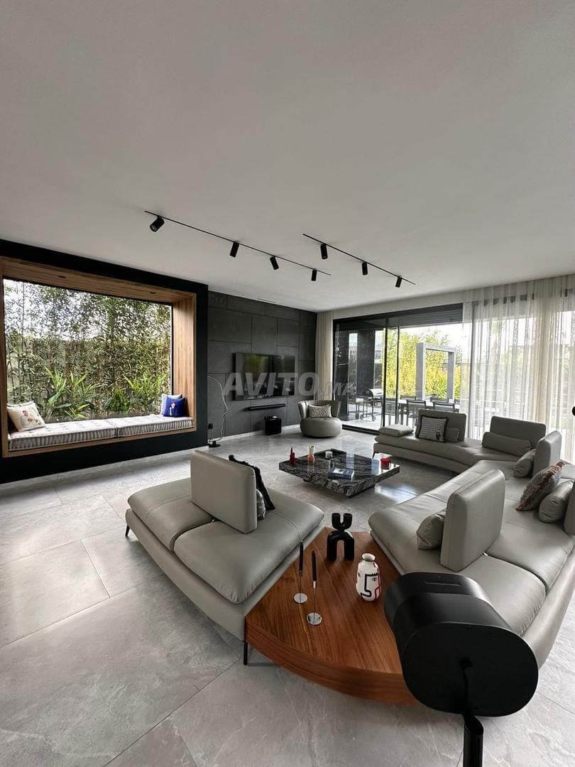 Location villa meublée à Bouskoura ville verte
