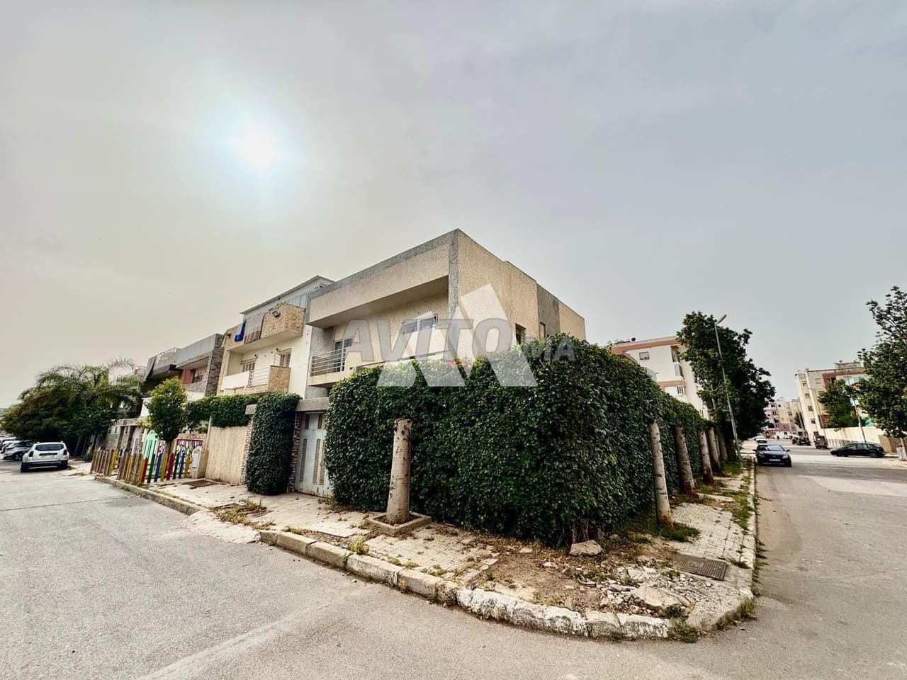 Villa de 300 m² con jardín en Oulfa, venta, MZ-994323