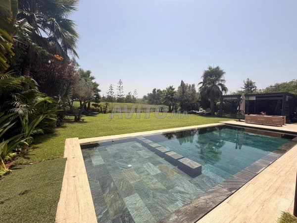 Villa de Rêve front golf à louer meublée