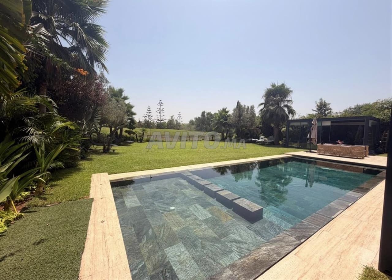 Villa de Rêve front golf à louer meublée