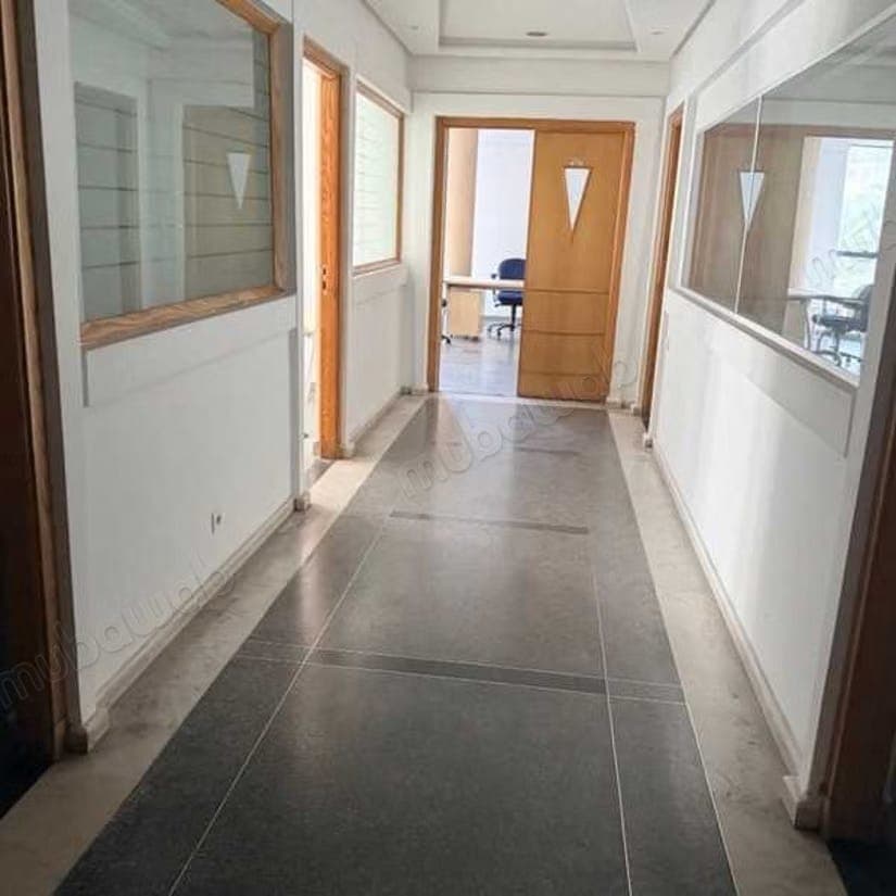 Bureau à Louer de 291.0 m² à Casablanca, Beausejour