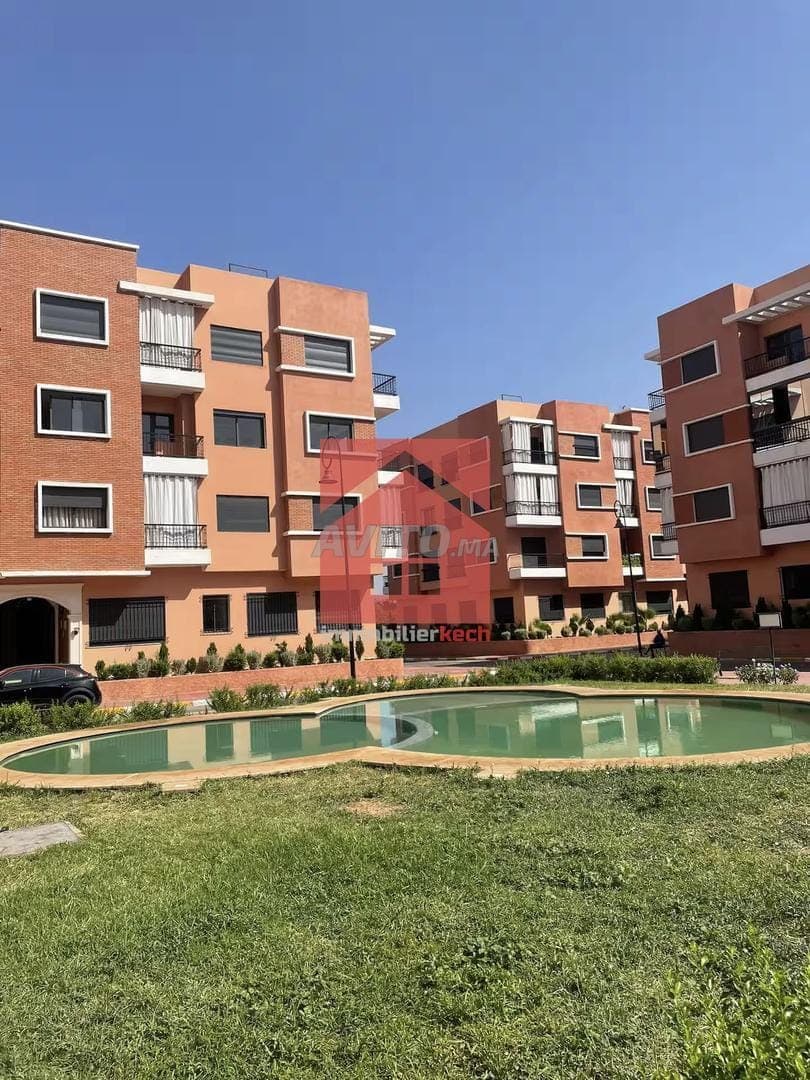 Luxuswohnung mit Balkon und Pool😍 neben Marjane