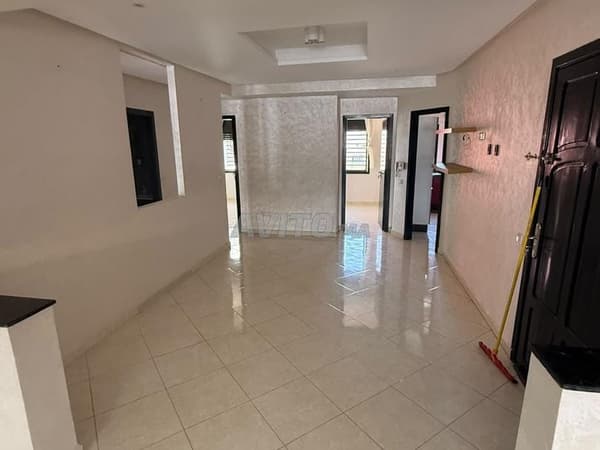 BEL APPARTEMENT EN LOCATION