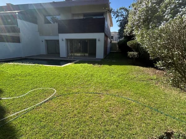 Halfvrijstaande villa te huur in Prestigia Golf City
