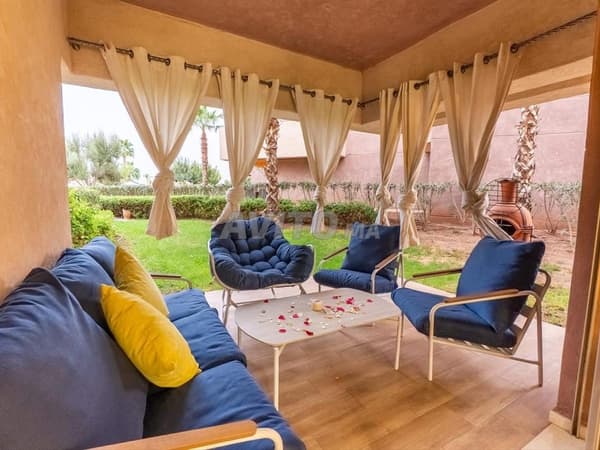 رائع، طابق أرضي مع حديقة للإيجار في Prestigia