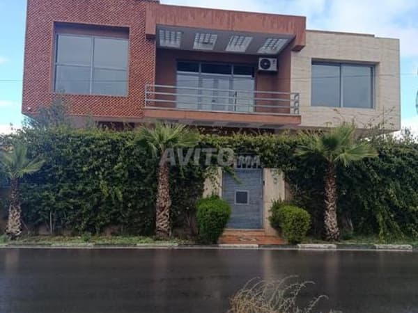 VILLA (CLINIQUE) À VENDRE À MARRAKECH