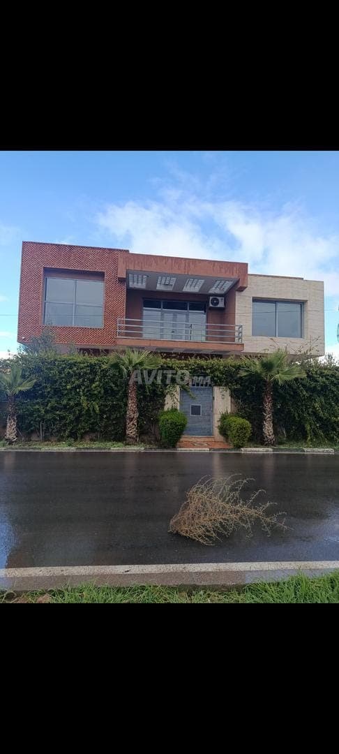 VILLA (KLINIEK) TE KOOP IN MARRAKECH