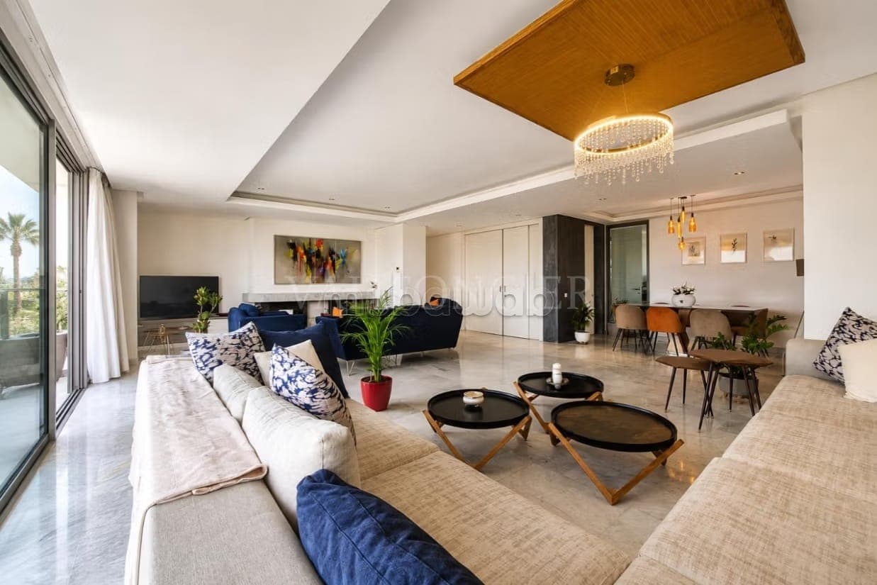 Te Huur Prachtig Gemeubileerd Appartement 185m² 3 Slaapkamers met Terras, Bouskoura Ville Verte
