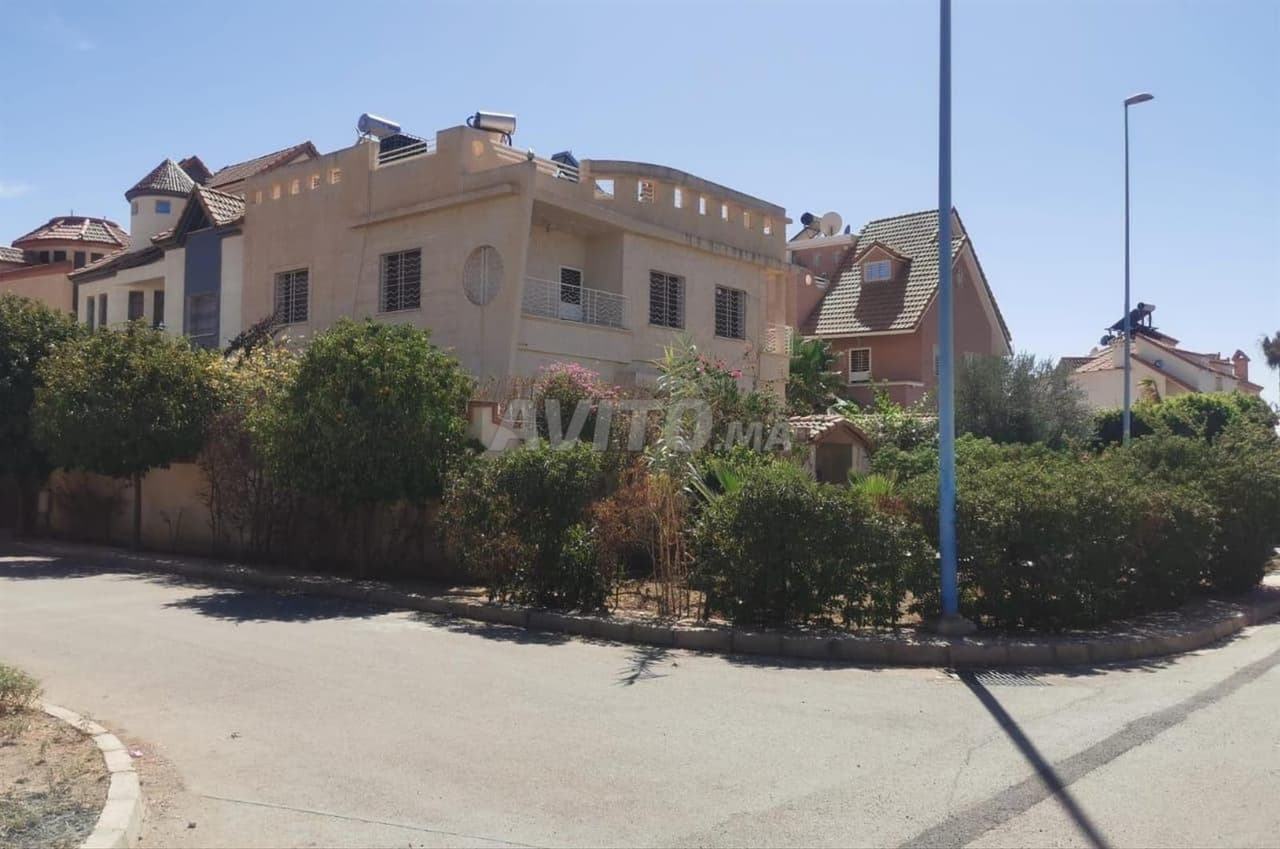 Quartier Al Khansaa cerca de Marjane
