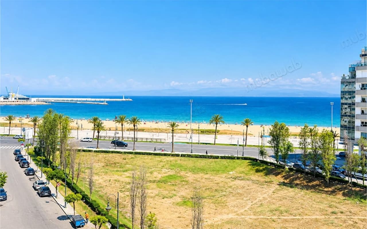 Appartement de Luxe Meublé avec Vue Mer