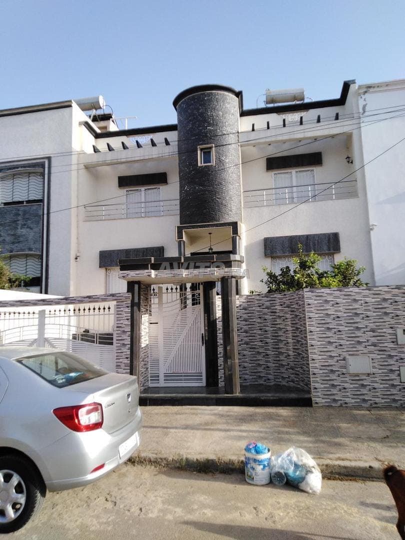 Furnished villa in excellent condition