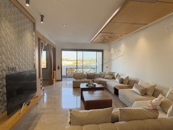 Appartamento in affitto a Riyad. Superficie 184 m². Arredato
