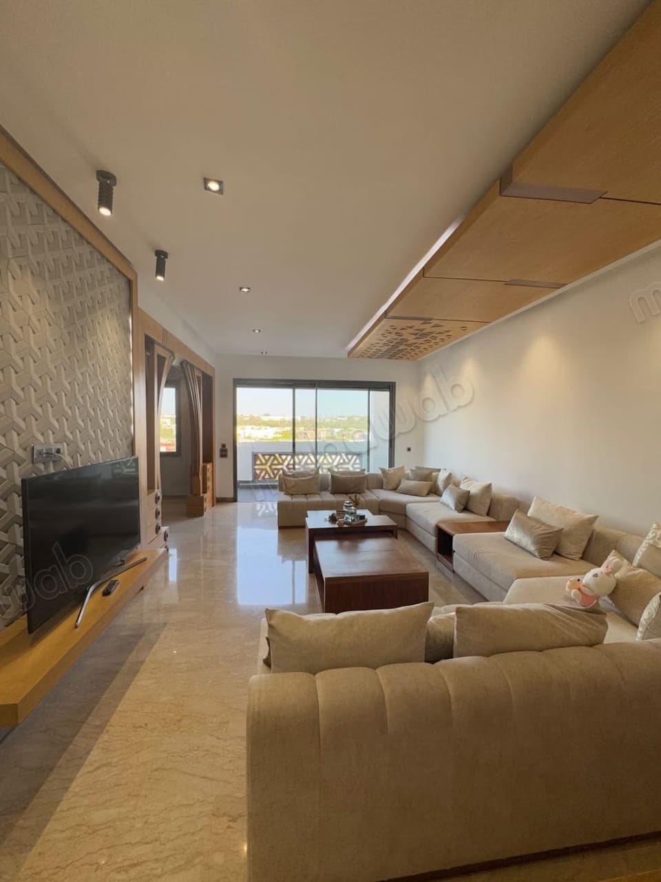 Appartamento in affitto a Riyad. Superficie 184 m². Arredato