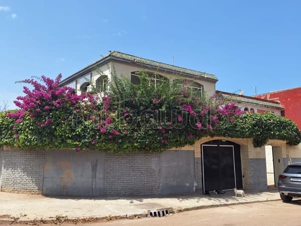 Villa vide à la location
