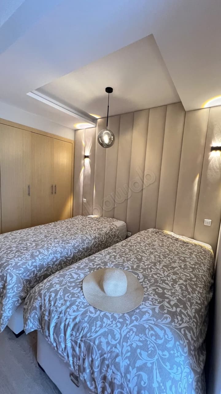 Appartement meublé cfc avec terrasse