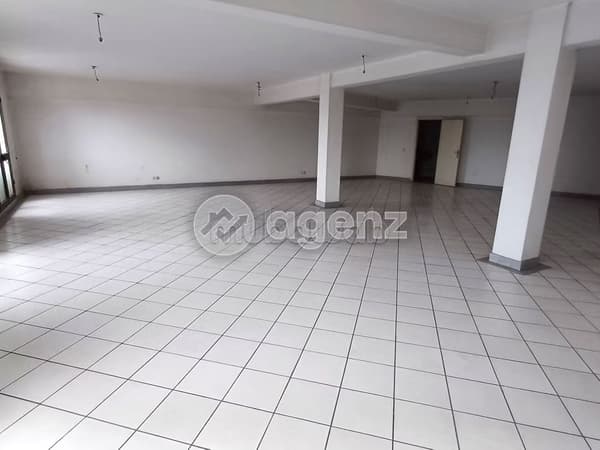 Ufficio in vendita 136 m² La Gironde Casablanca