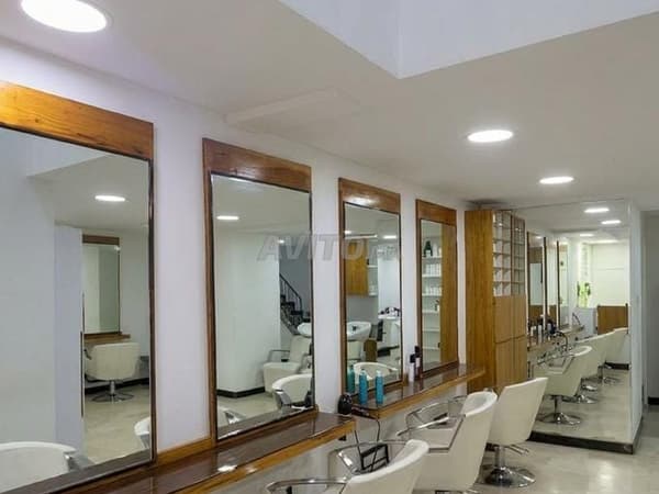 Salon de Coiffure et d'Esthétique Moderne