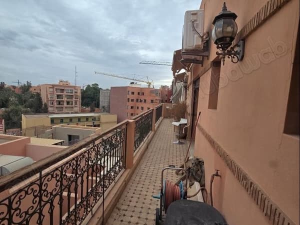 Appartement Meublé 5ème Étage Guéliz derrière Hôtel Kenza
