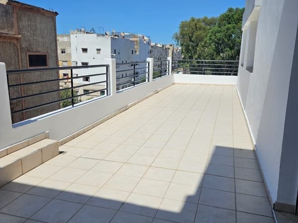 Studio 76 m² for sale in Casablanca Hay Mohammadi (Ain Sebaa)