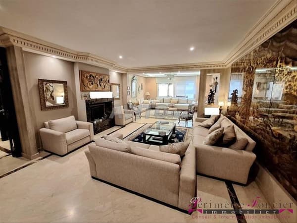TRIANGLE D'OR MOOI APPARTEMENT TE KOOP MET TERRAS