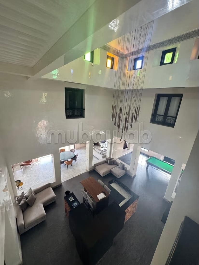 Luxe Villaverkoop aan Route de Ouarzazate. 5 Comfortabele Slaapkamers. Gemeubileerd