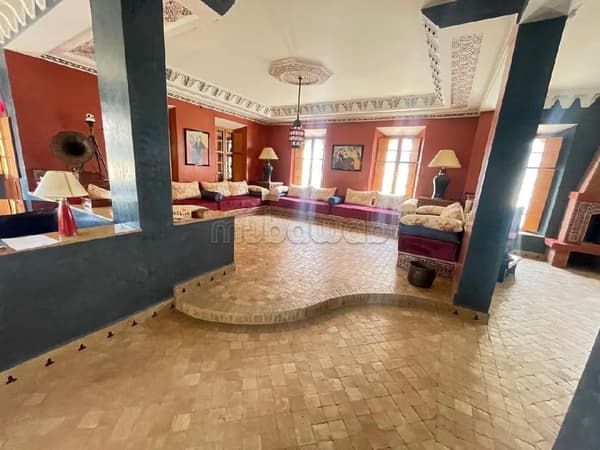 Belle villa a vendre a sonaba 361m2