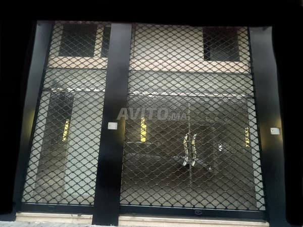 Je mets en vente un magasin à Belvédère