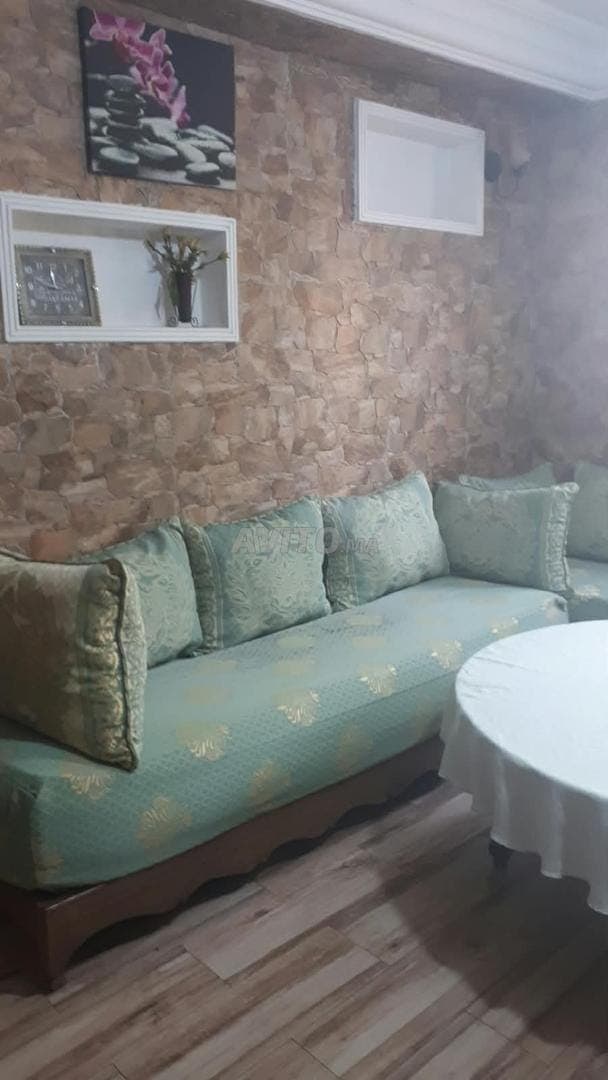 Studio pour étudiantes près du souk Cherifa