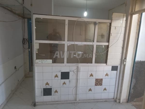 Negozio di 25 m² Les Amicales
