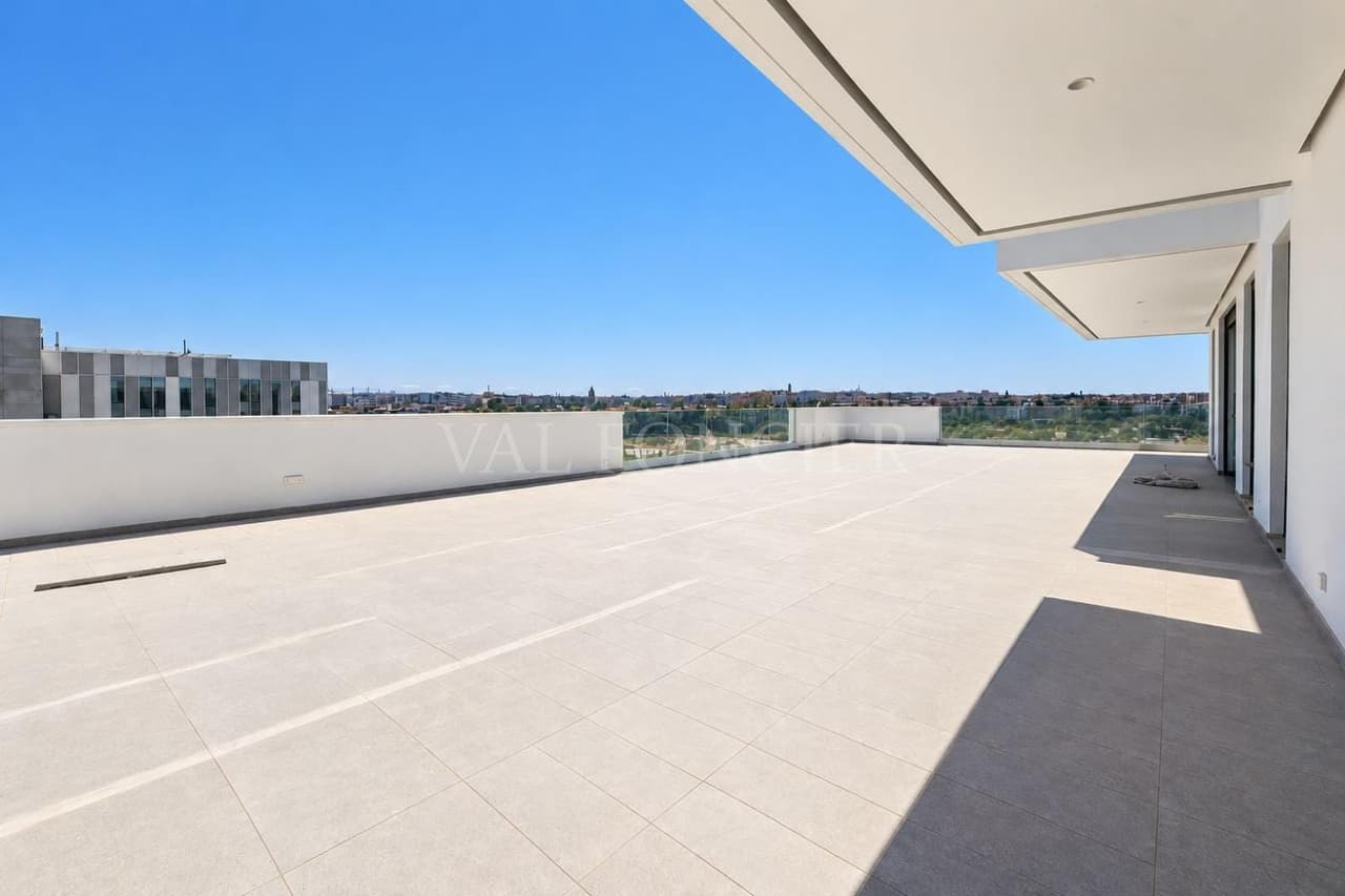 Rental apartment 400m2 3 bedrooms high floor with large terrace CFC, Casablanca