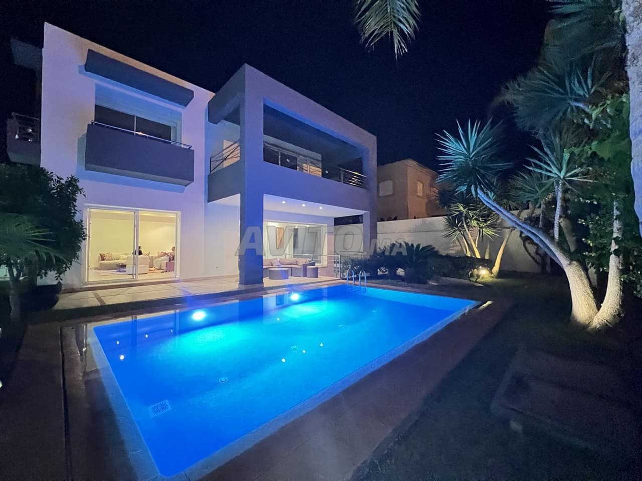 Villa de Prestige Meublée - Luxe et d’Élégance