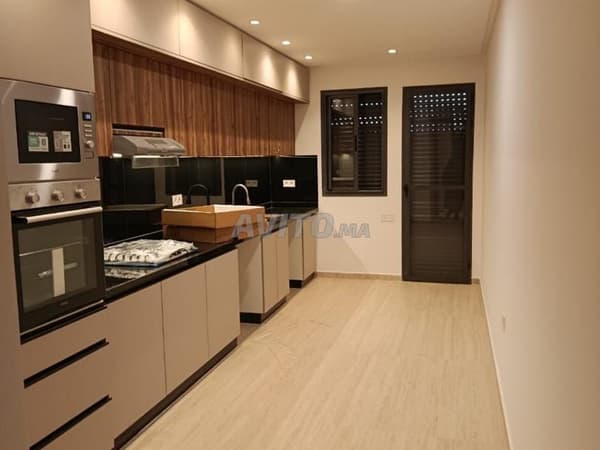 Appartement F3 haut standing à louer à Sala al jadida