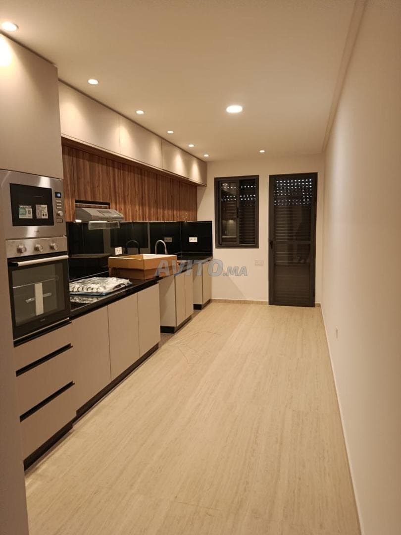 Appartement F3 haut standing à louer à Sala al jadida