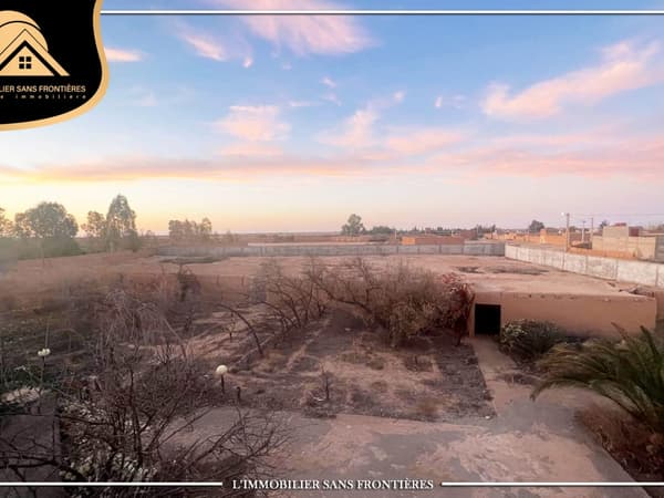 Leere Villa zum Verkauf in Agafay, Marrakesch, Private Pool, 300 m² Wohnfläche