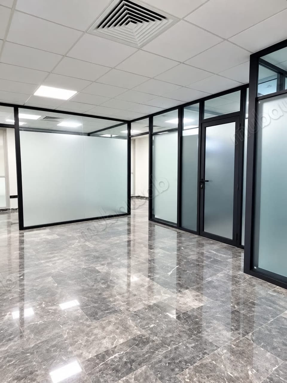 Beautiful offices for rent in Sidi Maarouf. Surface area 110 m²