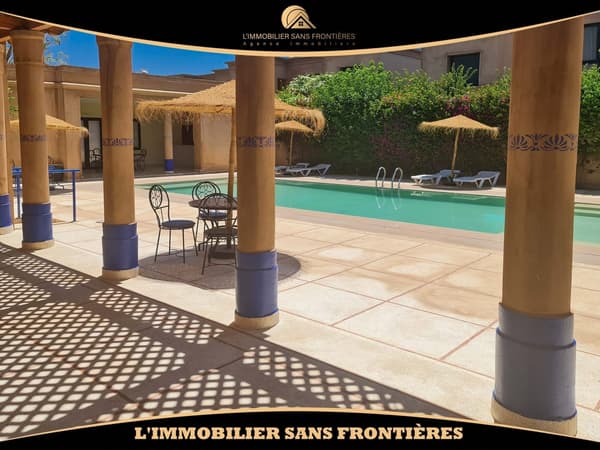 Villa meublée à vendre à Targa, 307 m², Marrakech