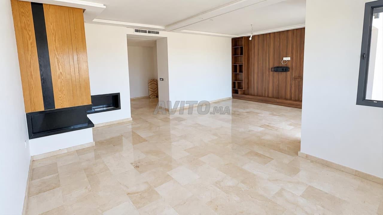 High-end Apartment 115 m² Harhoura Centre