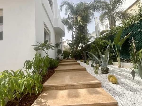Villa te huur van 342.0 m² in Casablanca, Ain Diab