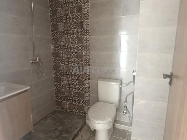Appartement à vendre Tanger Azzib Hadj Kadour avec deux façades
